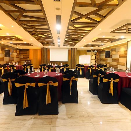 Orbett Hotel Pune Exterior foto